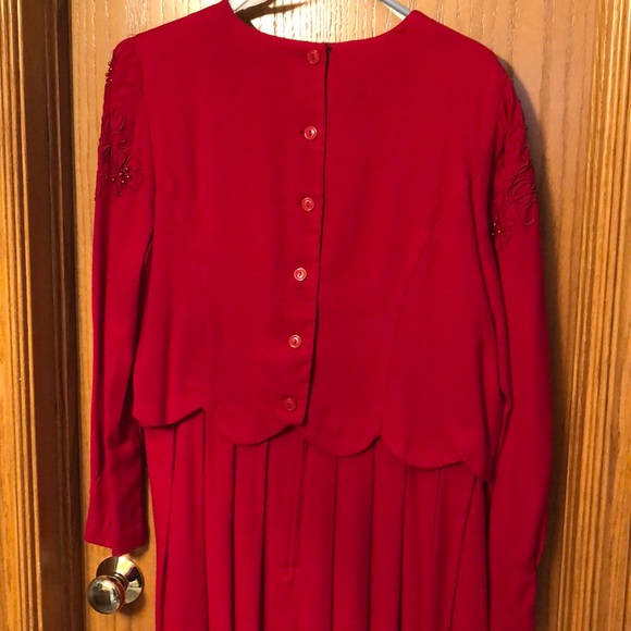 Plaza South Red Dress - Picture 6 of 7